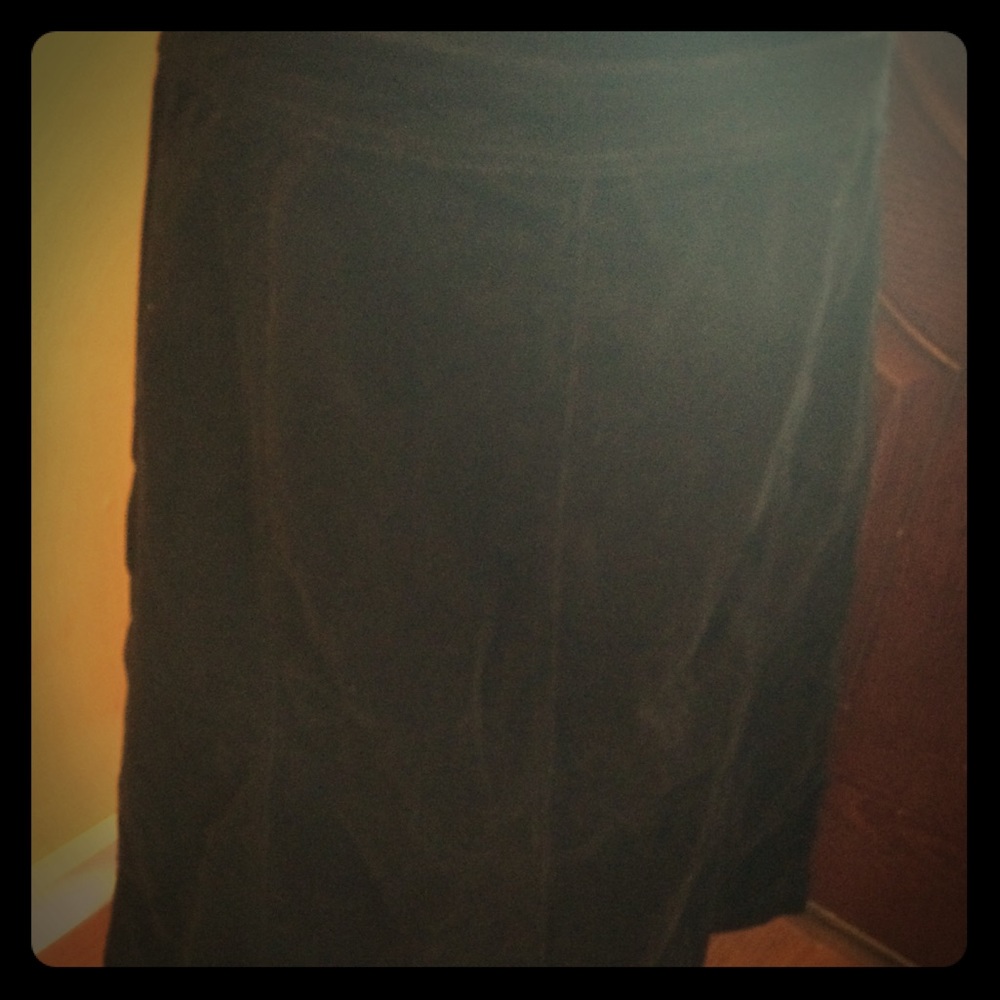 Croft and barrow black maxi skirt